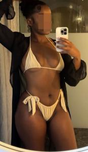 600383074: Chica busca chico en Barcelona
