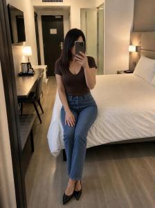 664457850: Chica busca chico en Granada