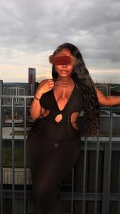 674084203: Chica busca chico en Tenerife