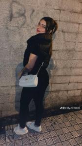 631367602: Chica busca chico en Gerona