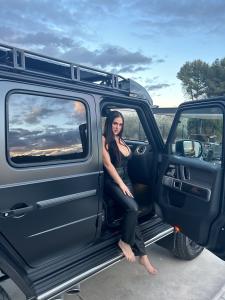 672126389: Chica busca chico en Málaga