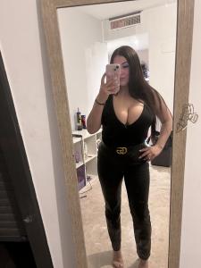 672126389: Chica busca chico en Málaga