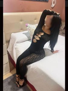617091908: Chica busca chico en Madrid