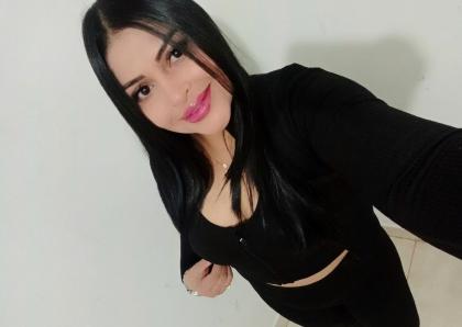 667037085: Chica busca chico en Almería
