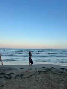662390152: Chica busca chico en Alicante
