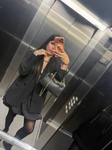 613503297: Chica busca chico en Málaga