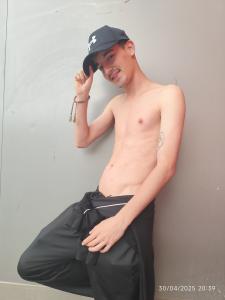 634123653: Chico busca chica en Sevilla