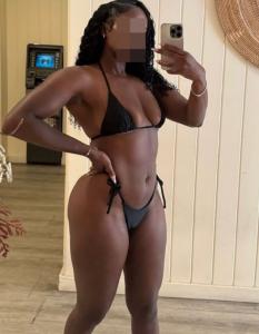 600383074: Chica busca chico en Barcelona