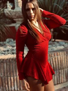 667724181: Chica busca chico en Valencia