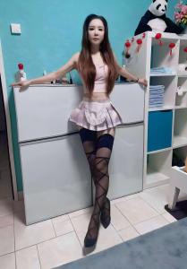 688140386: Chica busca chico en Valencia