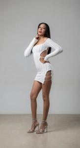 671134267: Chica busca chico en Sevilla