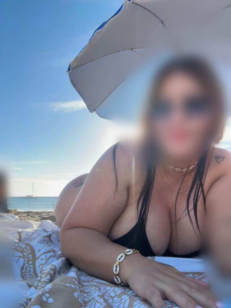Chica busca chico en Tenerife: 