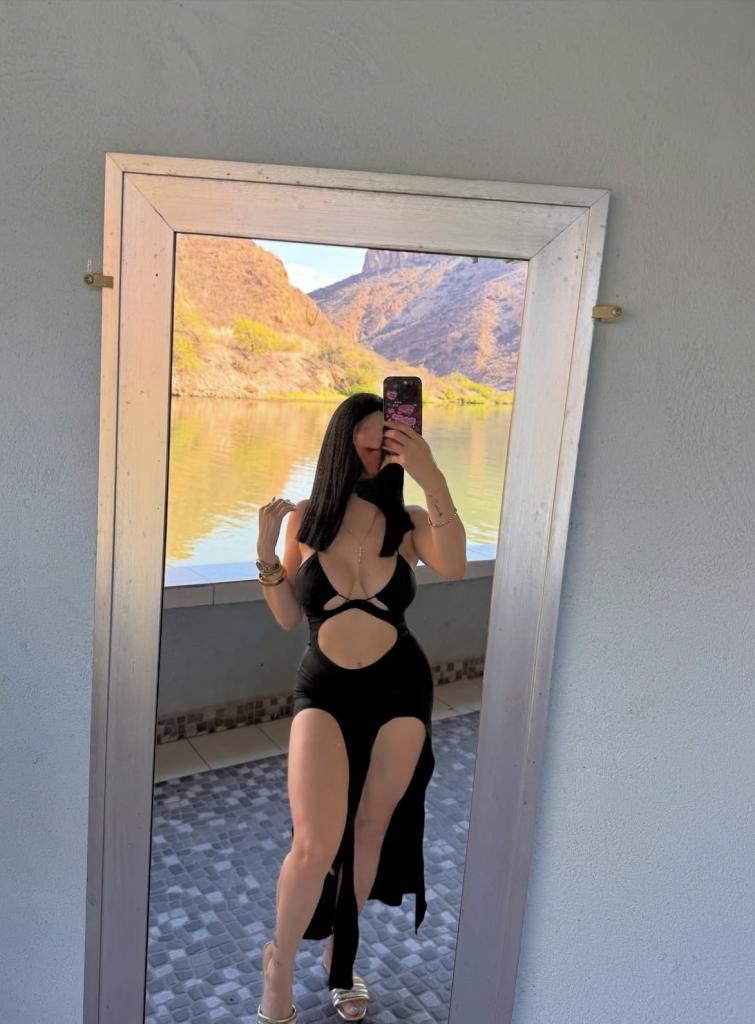 624539394: Chica busca chico en Cádiz