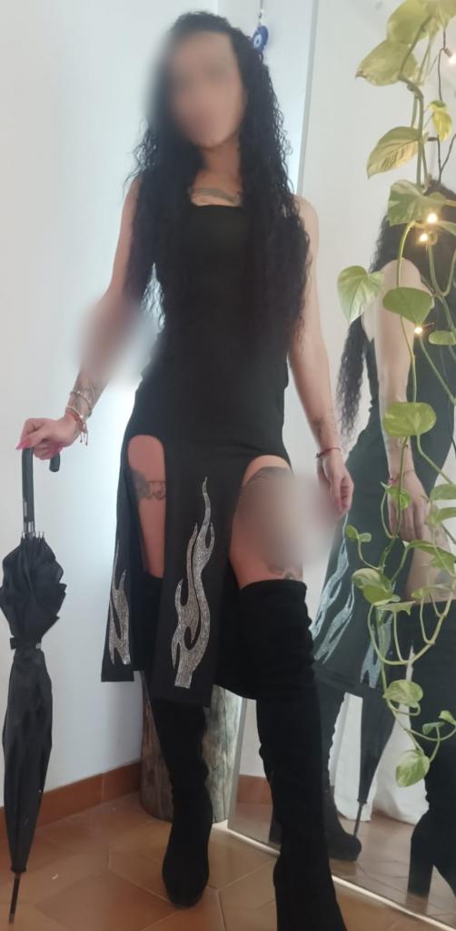 Chica busca chico en Almería: 