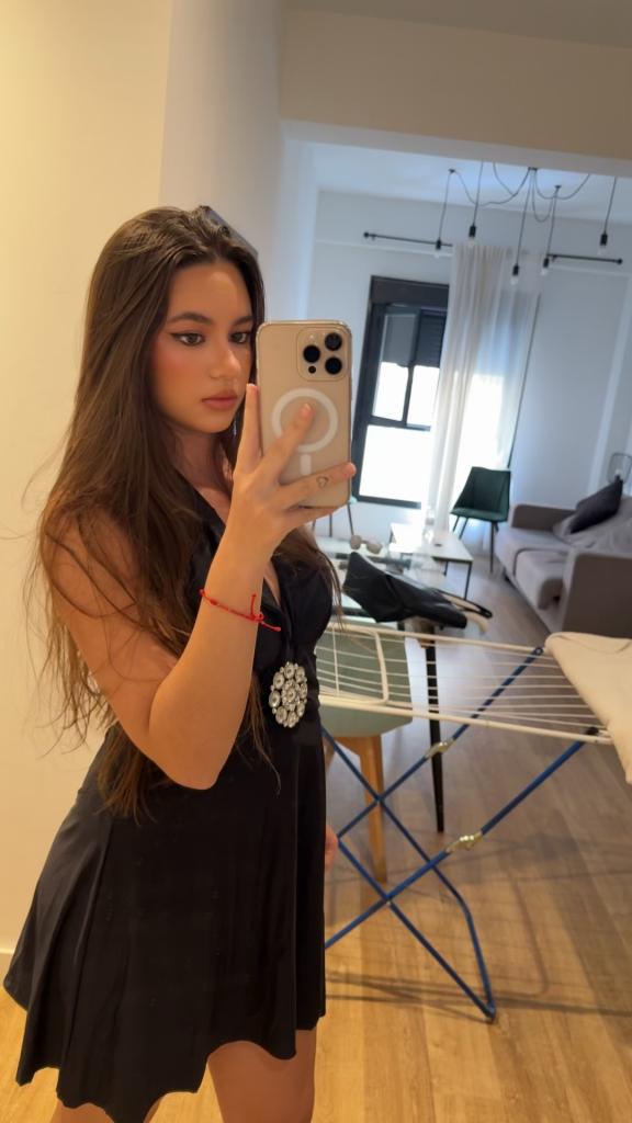 Chica busca chico en Granada: 