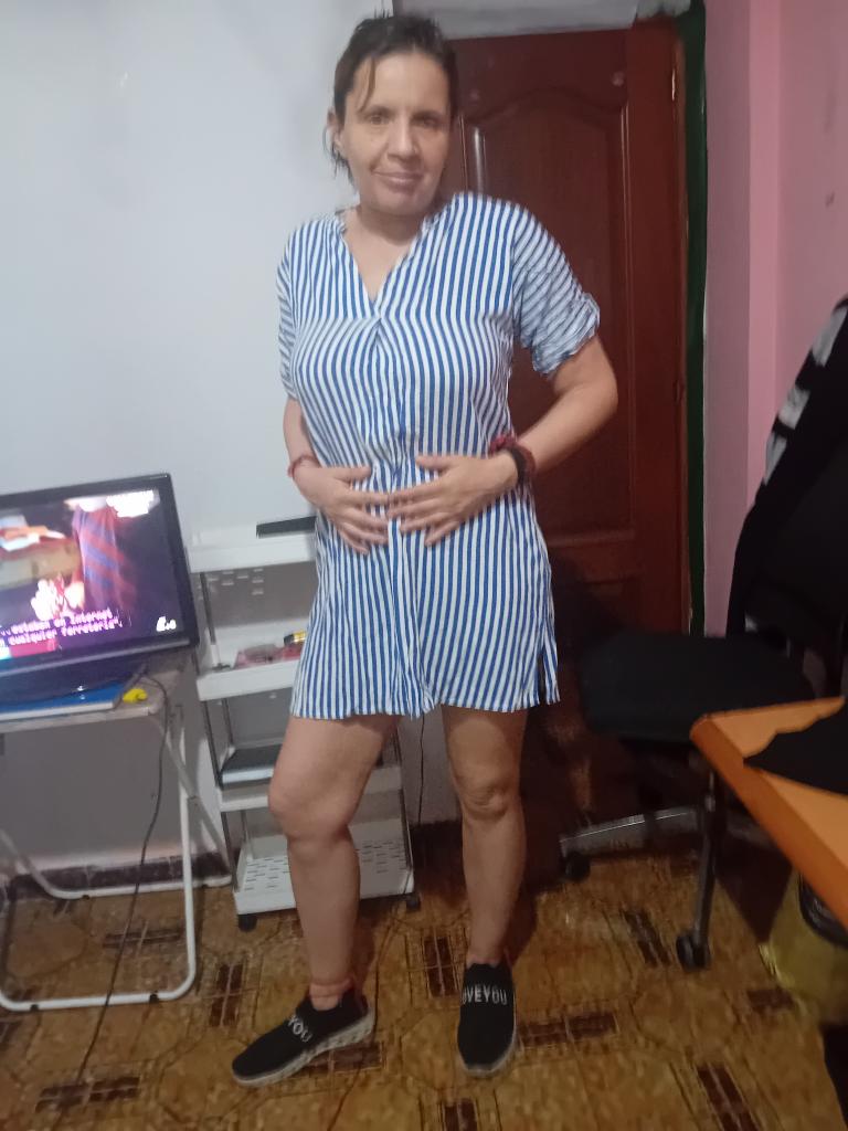 663140521: Chica busca chico en Barcelona
