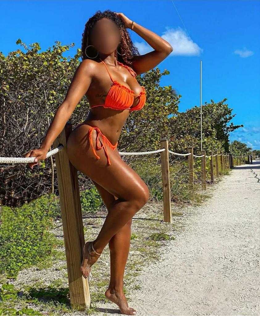 613202999: Chica busca chico en Badajoz