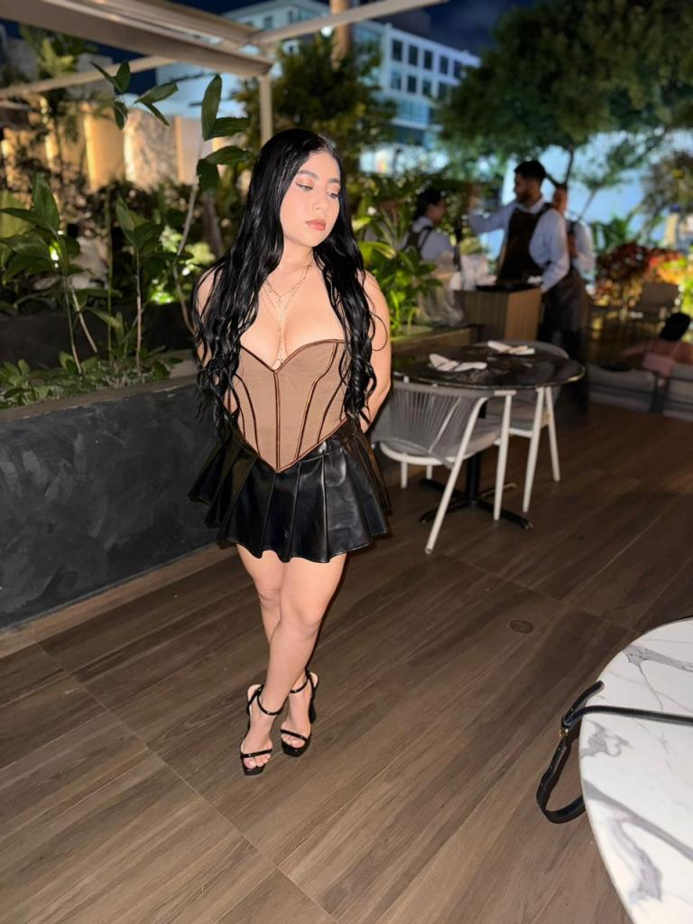 Chica busca chico en Murcia: 