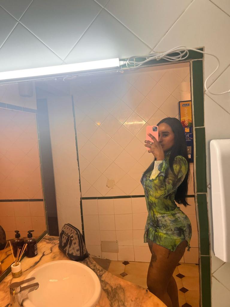 Chica busca chico en Mallorca: 