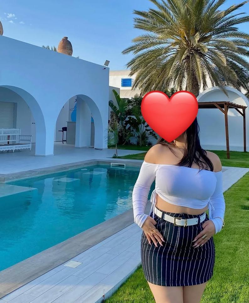 Chica busca chico en Tenerife: 