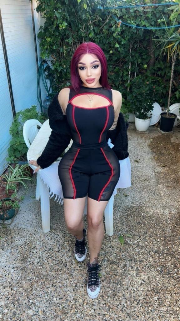 Chica busca chico en Barcelona: 