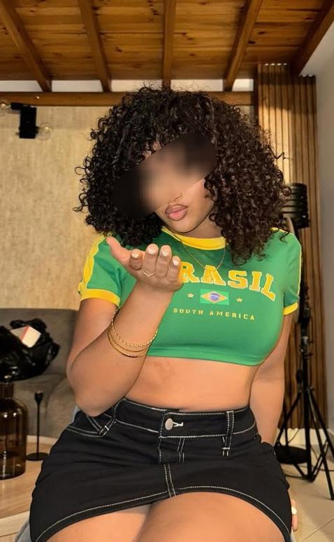 742082911: Chica busca chico en Granada