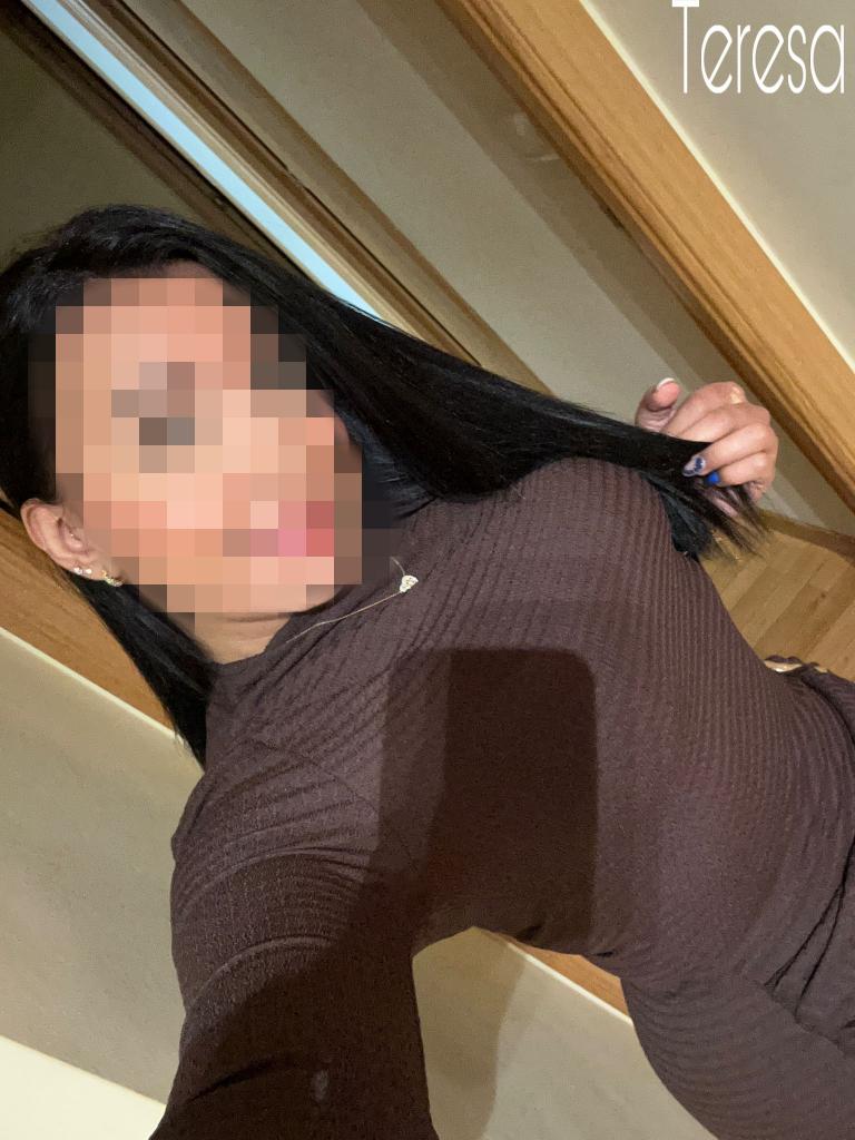 Chica busca chico en Cádiz: 