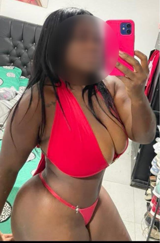 623205577: Chica busca chico en Cantabria