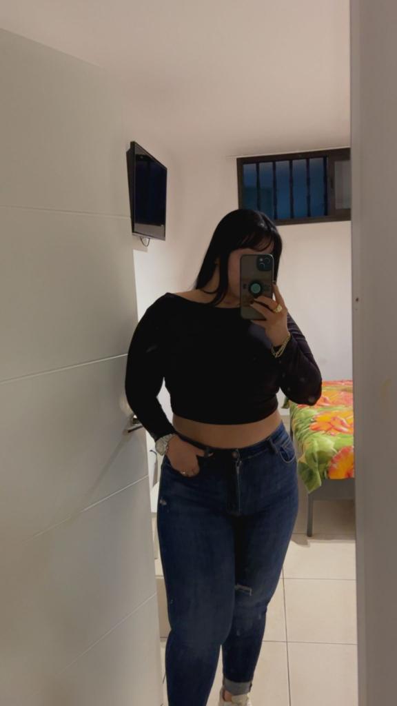 Chica busca chico en Tenerife: 