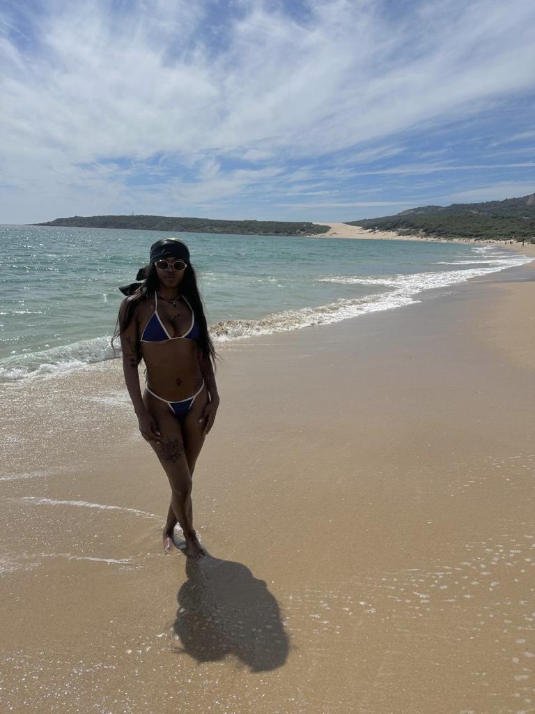 611342477: Chica busca chico en Granada