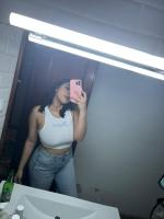 613940355: Chica busca chico en Valencia