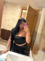 613693633: Chica busca chico en Málaga