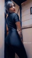 631367602: Chica busca chico en Gerona