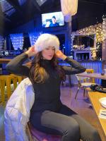 631367602: Chica busca chico en Gerona