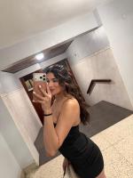 631367602: Chica busca chico en Gerona
