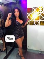 698405386: Chica busca chico en Sevilla
