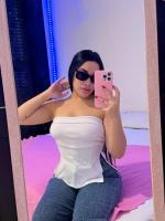 677313954: Chica busca chico en Barcelona