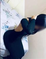 677910093: Chica busca chico en Madrid