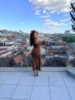 671134267: Chica busca chico en Sevilla