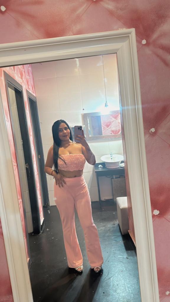 614712404: Chica busca chico en Tarragona