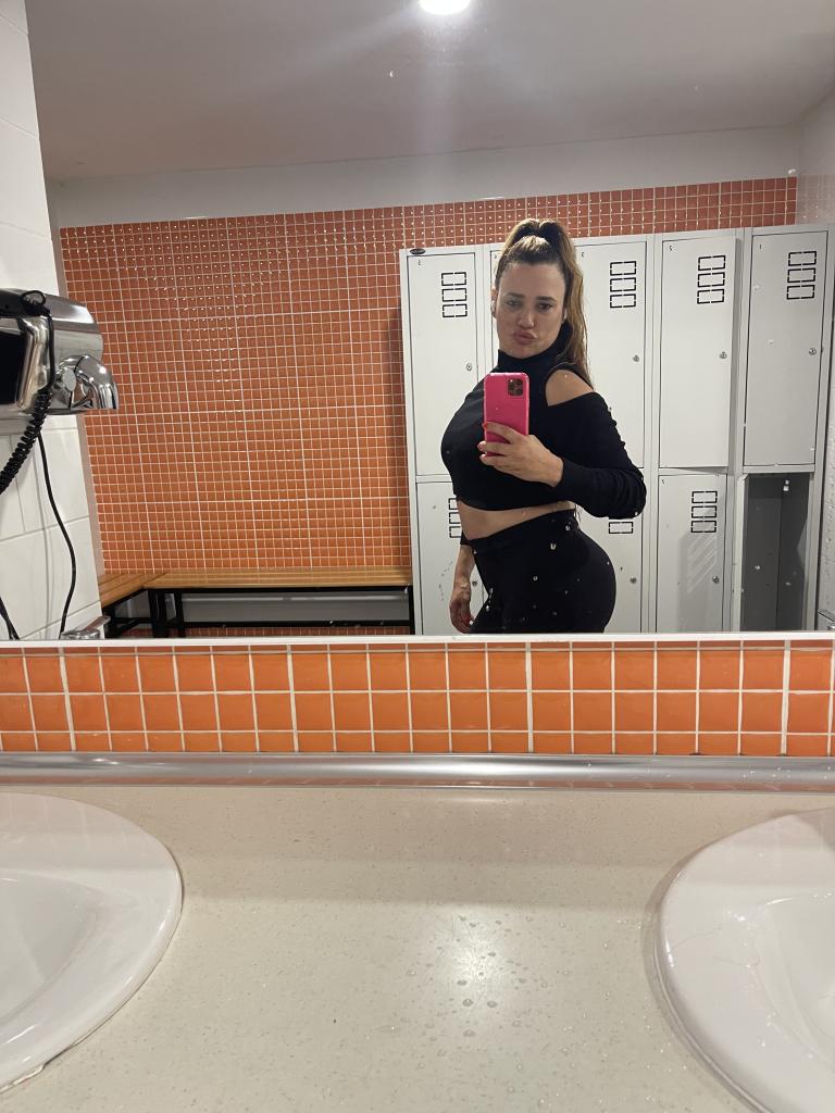Chica busca chico en Tenerife: 