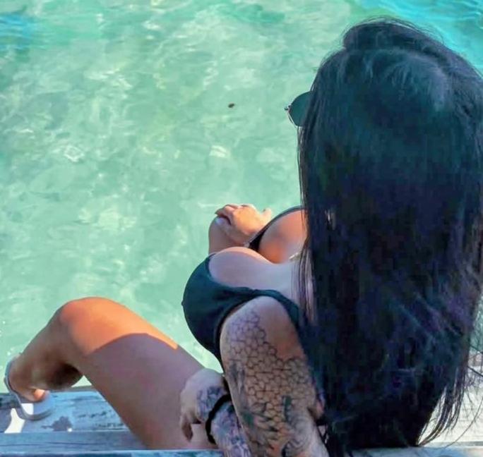 672960311: Chica busca chico en Málaga