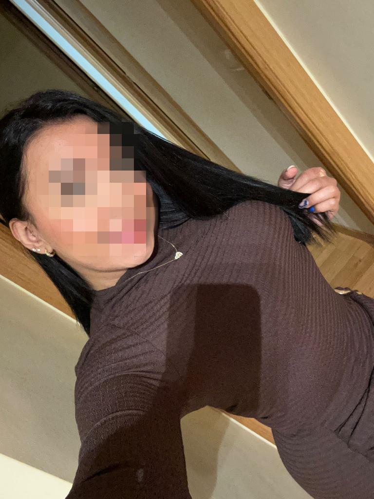 Chica busca chico en Cádiz: 