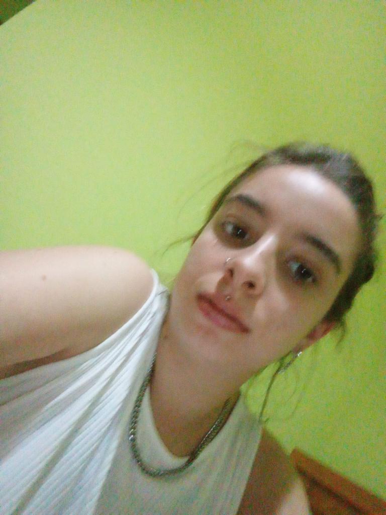 Chica busca chico en Sevilla: 
