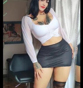 678474066: Chica busca chico en Madrid