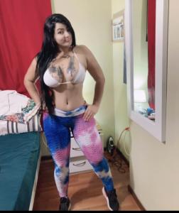 678474066: Chica busca chico en Madrid