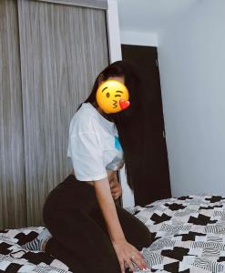 Chica busca chico en Huelva: 