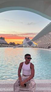 Chico busca chica en Valencia: 