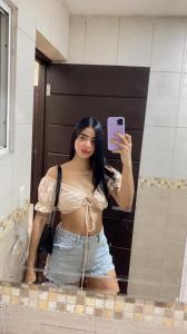Chica busca chico en Ibiza: 