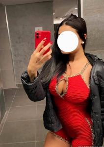 Chica busca chico en Granada: 